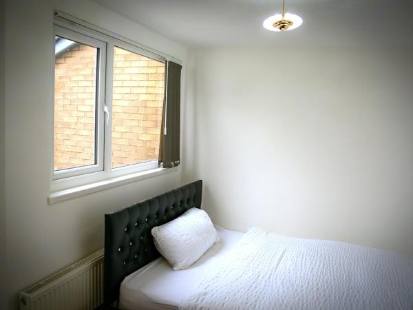 Rostron House : photo 4 de la chambre chambre double avec salle de bains commune