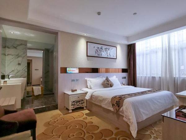 Paco Hotel Tianhe Coach Terminal Metro Guangzhou : photo 10 de la chambre suite deluxe avec lit king-size