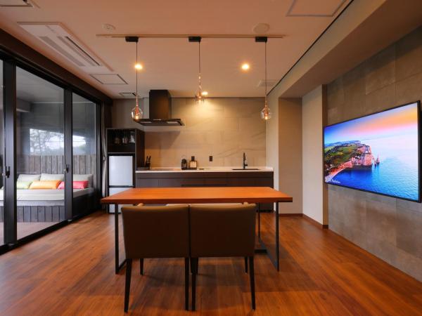 Arima Onsen Taketoritei Maruyama : photo 2 de la chambre suite avec sources chaudes intérieures argent