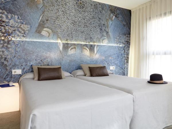 Hotel Macià Granada Five Senses Rooms & Suites : photo 2 de la chambre chambre lits jumeaux