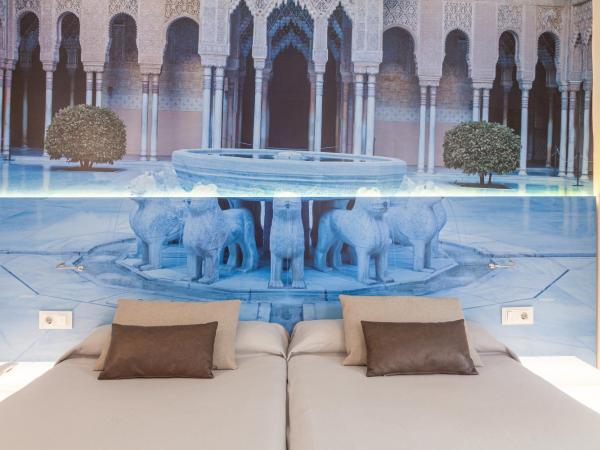 Hotel Macià Granada Five Senses Rooms & Suites : photo 6 de la chambre chambre lits jumeaux