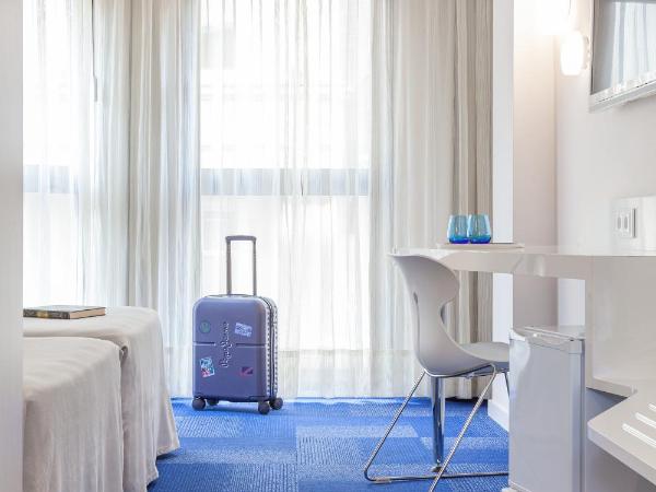 Hotel Maciá Granada Five Senses Rooms & Suites : photo 7 de la chambre chambre lits jumeaux