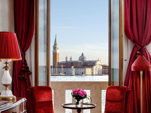 Hotel Danieli, Venice : photo 2 de la chambre chambre deluxe - vue sur lagon - excelsior