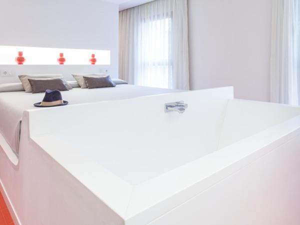 Hotel Macià Granada Five Senses Rooms & Suites : photo 3 de la chambre suite junior (2 adultes)