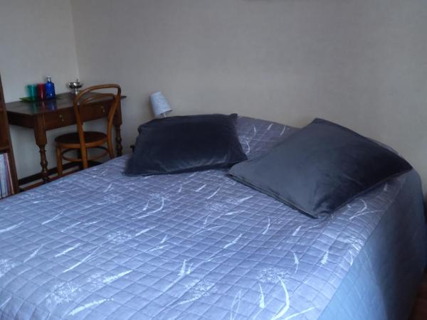 Chambre d'hôtes dans Résidence : photo 5 de la chambre chambre double avec salle de bains privative extérieure