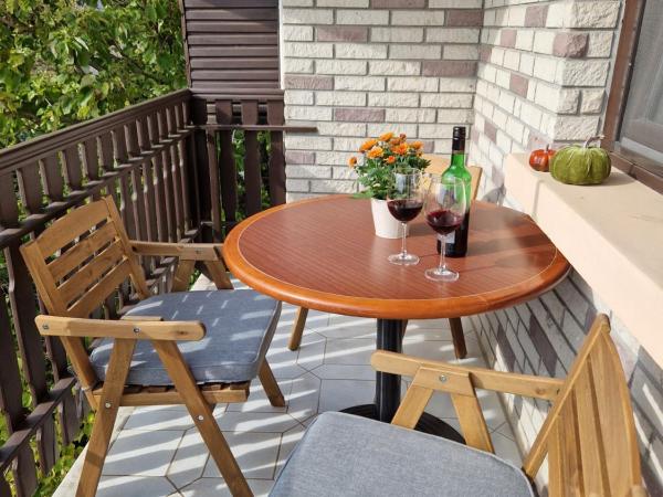 Balaton Panzió Füred : photo 9 de la chambre chambre double avec balcon