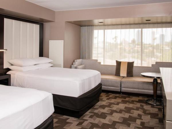 Beverly Hills Marriott : photo 1 de la chambre chambre double avec 2 lits doubles