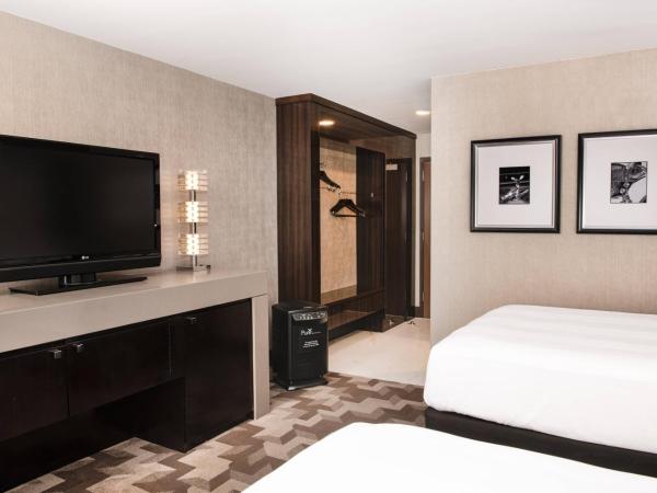 Beverly Hills Marriott : photo 1 de la chambre chambre 2 lits doubles pour personnes souffrant d'allergies