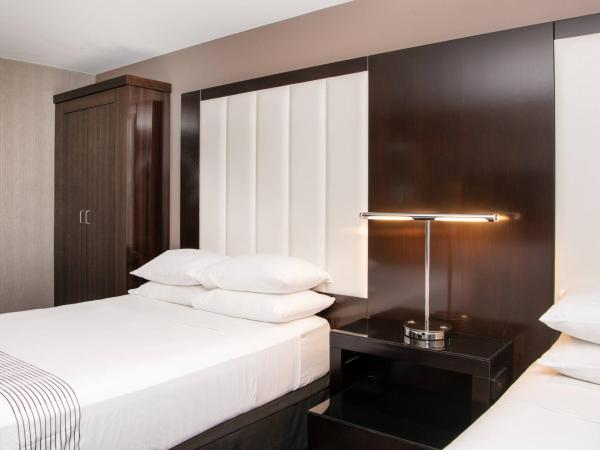 Beverly Hills Marriott : photo 8 de la chambre chambre double avec 2 lits doubles