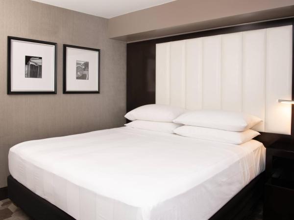 Beverly Hills Marriott : photo 7 de la chambre chambre lit king-size