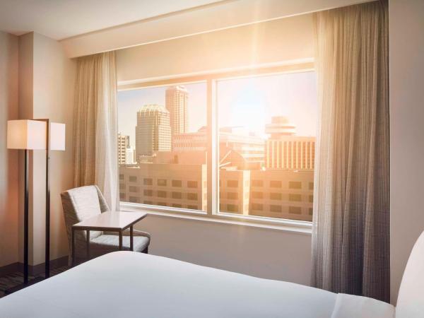 Indianapolis Marriott Downtown : photo 3 de la chambre chambre avec 2 lits queen-size et vue - Étage supérieur