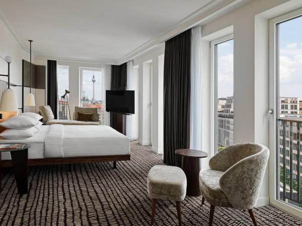 Berlin Marriott Hotel : photo 1 de la chambre chambre lit king-size supérieure