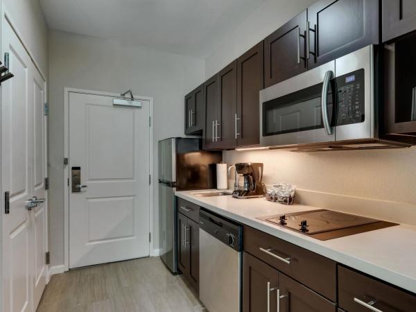 TownePlace Suites Houston I-10 East : photo 10 de la chambre studio avec 2 grands lits