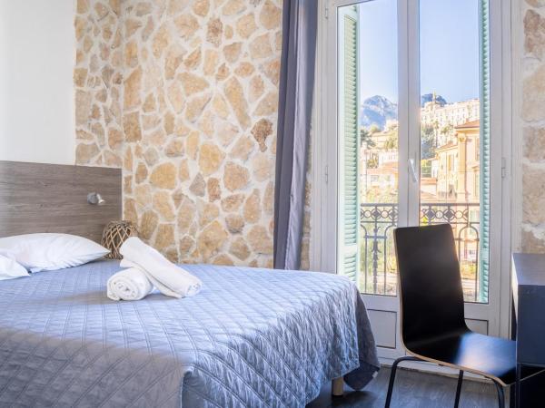 Hotel De Belgique à Menton : photo 2 de la chambre chambre double