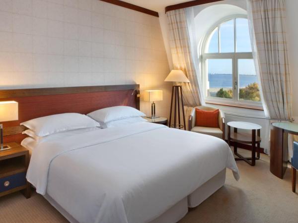 Sheraton Sopot Hotel : photo 1 de la chambre chambre lit king-size deluxe