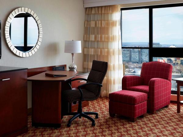 Ottawa Marriott Hotel : photo 3 de la chambre chambre lit king-size deluxe avec canapé-lit