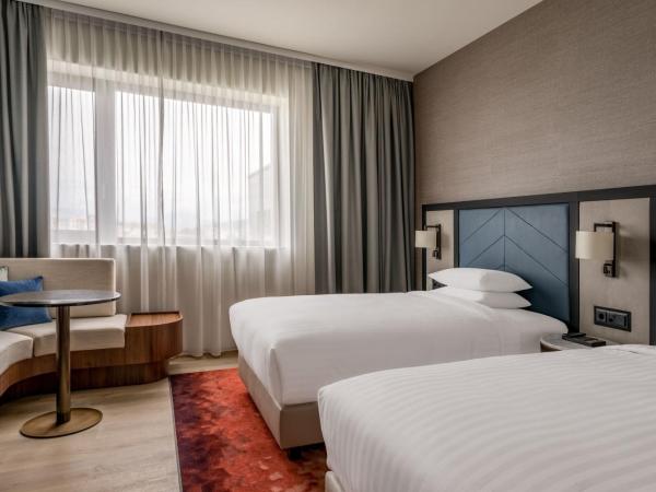 Geneva Marriott Hotel : photo 3 de la chambre chambre lits jumeaux deluxe