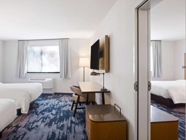Fairfield Inn & Suites by Marriott San Diego Pacific Beach : photo 4 de la chambre chambre double avec lit queen-size