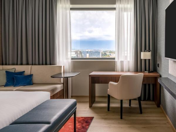 Geneva Marriott Hotel : photo 5 de la chambre chambre lit king-size deluxe