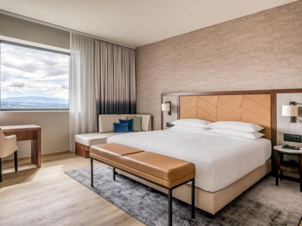 Geneva Marriott Hotel : photo 4 de la chambre suite familiale
