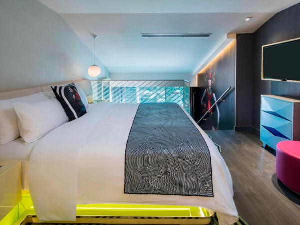 W Mexico City : photo 3 de la chambre suite en duplex merveilleuse avec 1 chambre lit king-size et canapé-lit