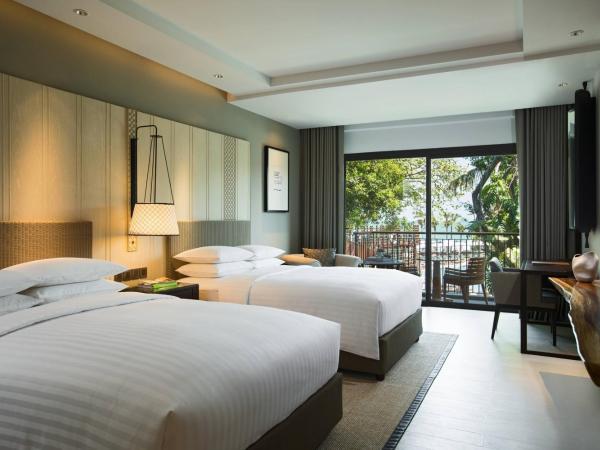Hua Hin Marriott Resort and Spa : photo 1 de la chambre chambre 2 lits doubles supérieure - vue sur complexe hôtelier