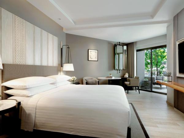 Hua Hin Marriott Resort and Spa : photo 4 de la chambre suite junior lit king-size avec balcon