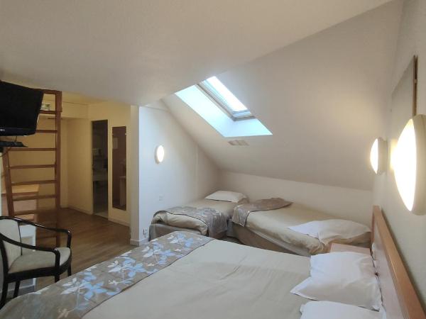 Hotel Novel Restaurant La Mamma : photo 2 de la chambre chambre quadruple