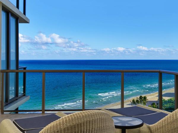 The St. Regis Bal Harbour Resort : photo 3 de la chambre chambre lit king-size deluxe - vue sur océan