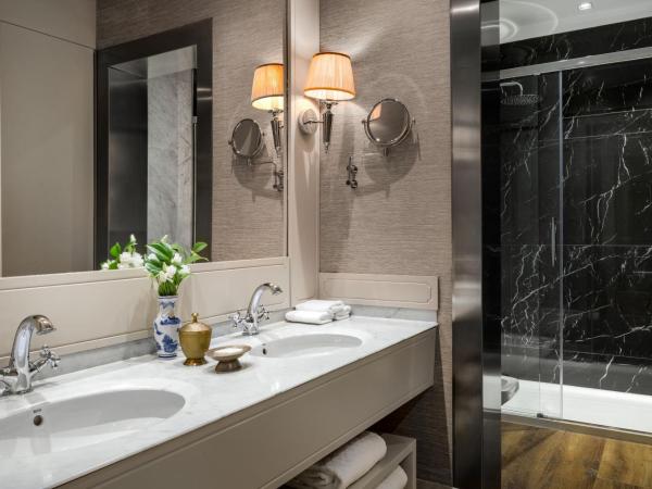 Santo Mauro, a Luxury Collection Hotel, Madrid : photo 7 de la chambre chambre lit king-size deluxe