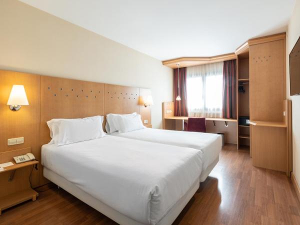 Catalonia La Maquinista : photo 4 de la chambre chambre double ou lits jumeaux standard