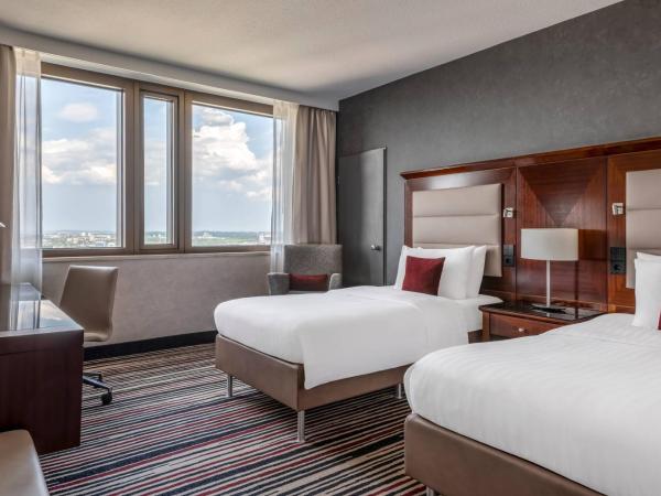 Frankfurt Marriott Hotel : photo 2 de la chambre chambre lits jumeaux avec accès au salon club m - dernier Étage
