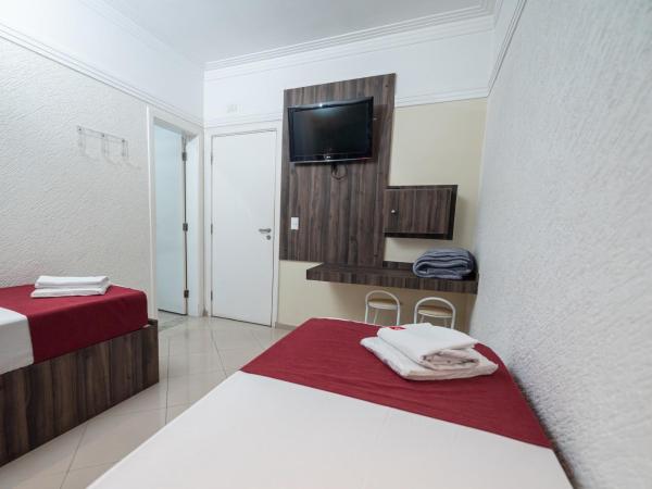 Expo Hotel : photo 3 de la chambre chambre lits jumeaux avec salle de bains privative