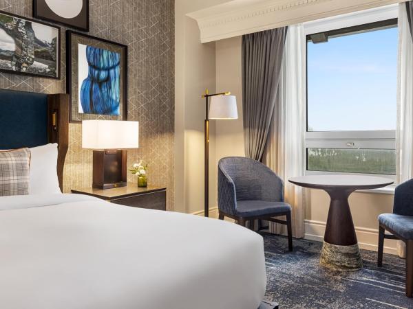 Fairmont Banff Springs : photo 2 de la chambre hébergement lit queen-size fairmont avec vue
