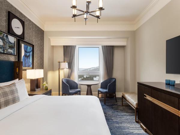 Fairmont Banff Springs : photo 3 de la chambre hébergement lit queen-size fairmont avec vue