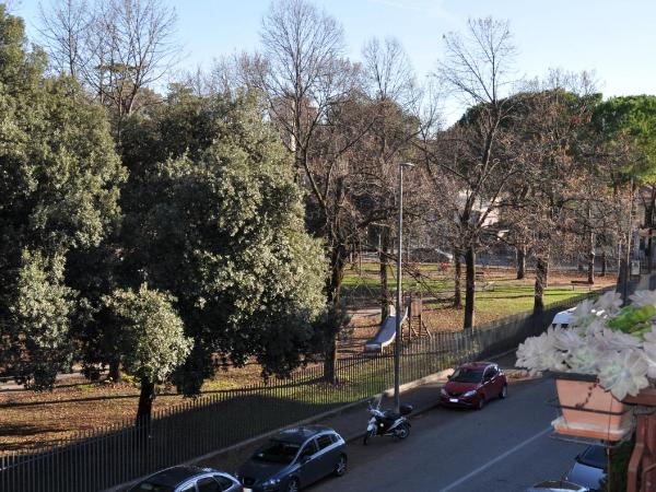 B&B Pergolesi : photo 1 de la chambre chambre lits jumeaux avec balcon