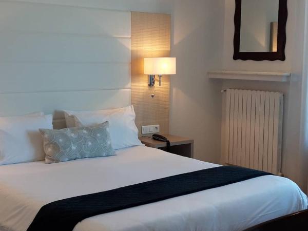 Hotel Uhainak : photo 2 de la chambre chambre double avec balcon