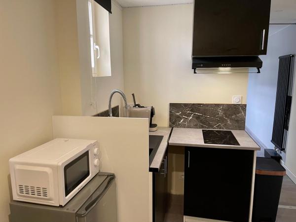 Le Petit Nid Douillet Spa Balneo : photo 3 de la chambre chambre double avec salle de bains privative