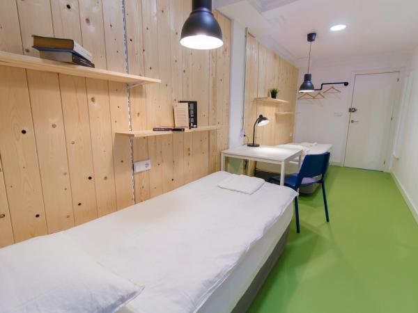 Koala Hostel : photo 4 de la chambre chambre lits jumeaux standard avec salle de bains commune