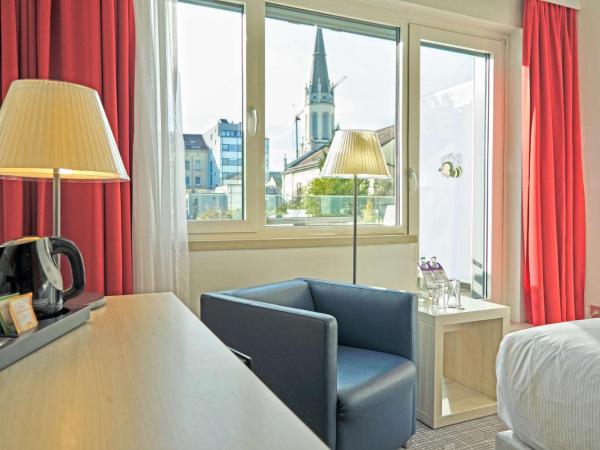 Park Inn by Radisson Linz : photo 2 de la chambre chambre standard avec terrasse