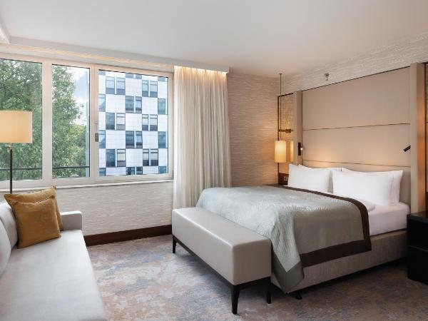 InterContinental Berlin, an IHG Hotel : photo 4 de la chambre chambre lit king-size premium