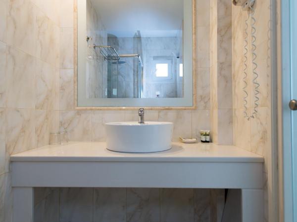 Domna Hotel : photo 2 de la chambre chambre double ou lits jumeaux supérieure - vue sur jardin