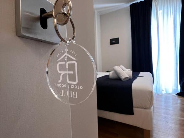 Gegix's Rooms Milano : photo 1 de la chambre chambre quadruple avec balcon 