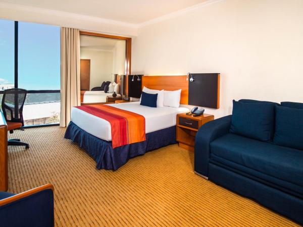 Hotel Guadalajara Plaza Expo : photo 5 de la chambre chambre lit queen-size