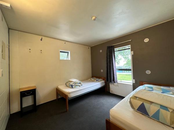 Around The World Backpackers : photo 3 de la chambre lit simple dans dortoir pour femmes