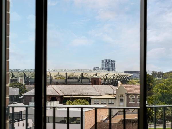 Punthill Parramatta : photo 6 de la chambre executive one bedroom apartment – open plan