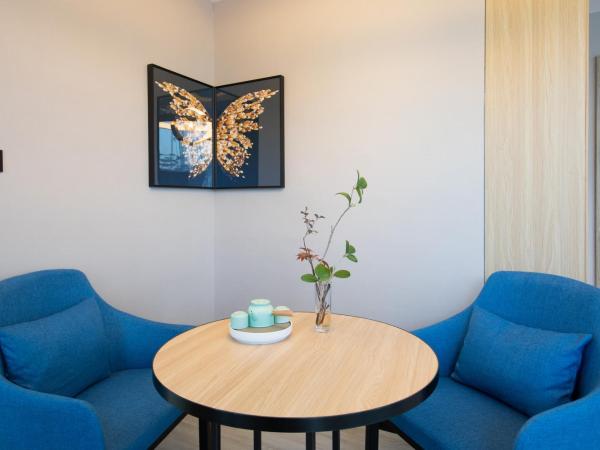 Ausotel by Argyle Baiyun International Airport Renhe Metro Exit B : photo 7 de la chambre suite 1 chambre
