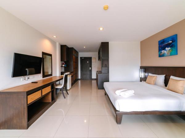 Ratana Hotel Sakdidet : photo 3 de la chambre chambre deluxe double ou lits jumeaux