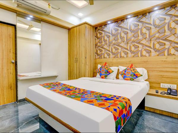 FabHotel Galaxy Stay : photo 3 de la chambre chambre deluxe