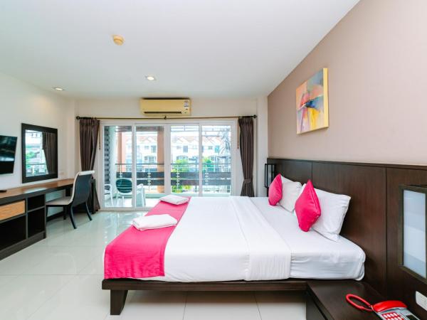 Ratana Hotel Sakdidet : photo 3 de la chambre suite junior